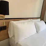 Le Petit Penzion Zaragoza