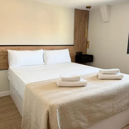 Le Petit 3* Saragozza